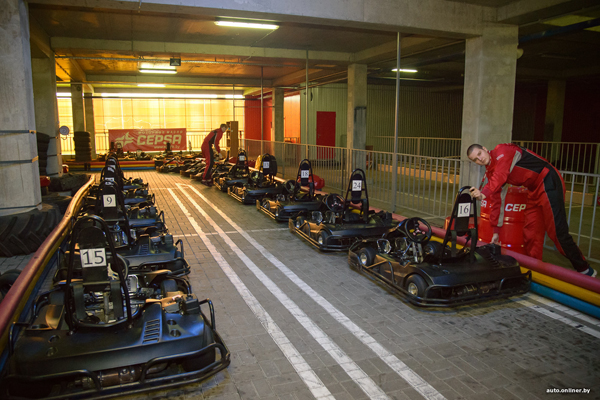 Соревнования по картингу "ONLINER KARTING HEROES"