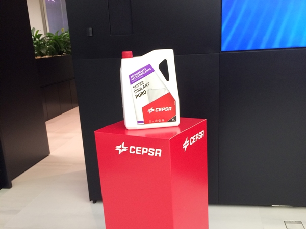CEPSA представила новые канистры для смазочных материалов
